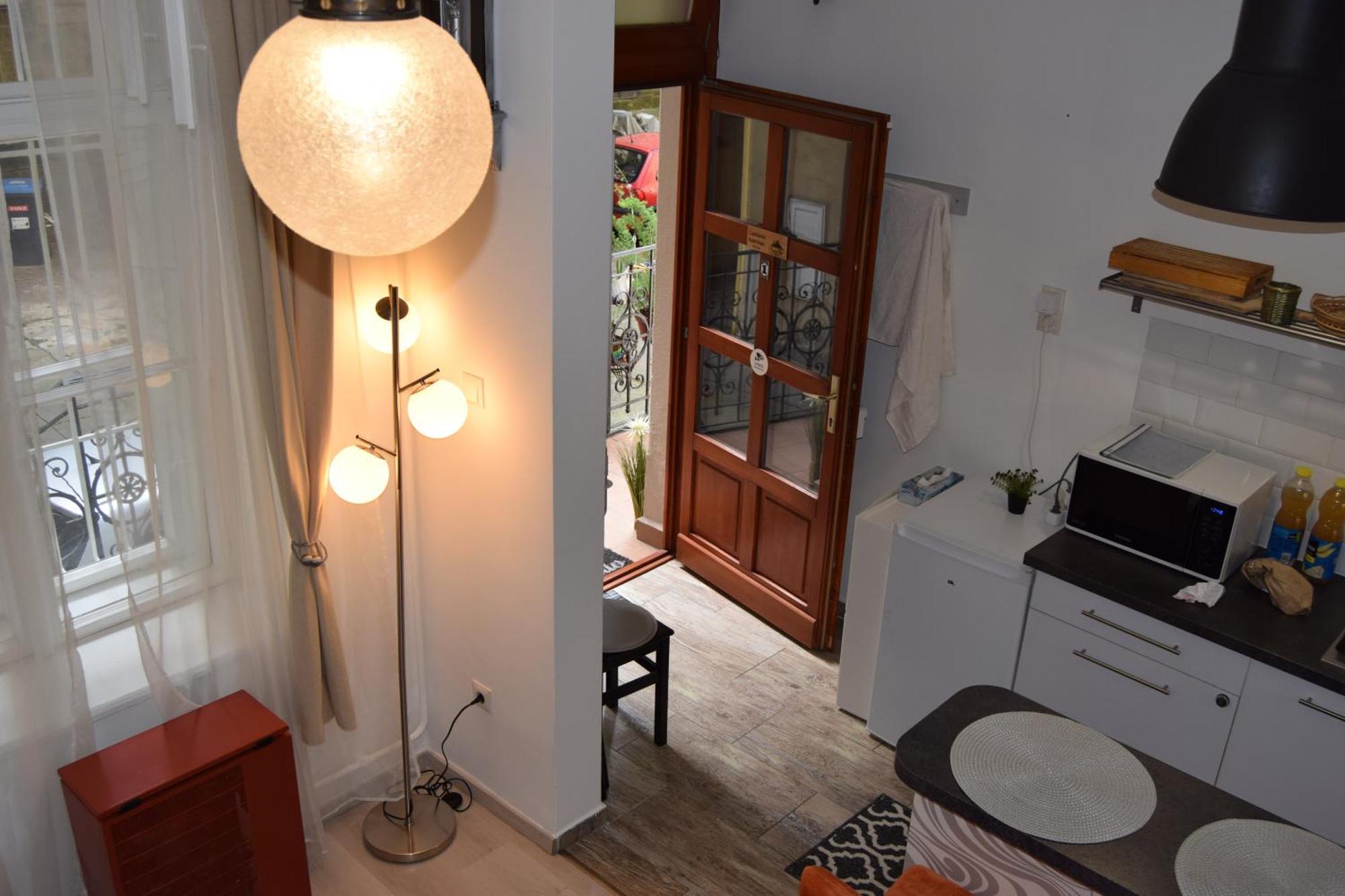 Castlehill Apartman The Perfect Blend Of Urban Living And Sightseeing Convenience Budapest Esterno foto