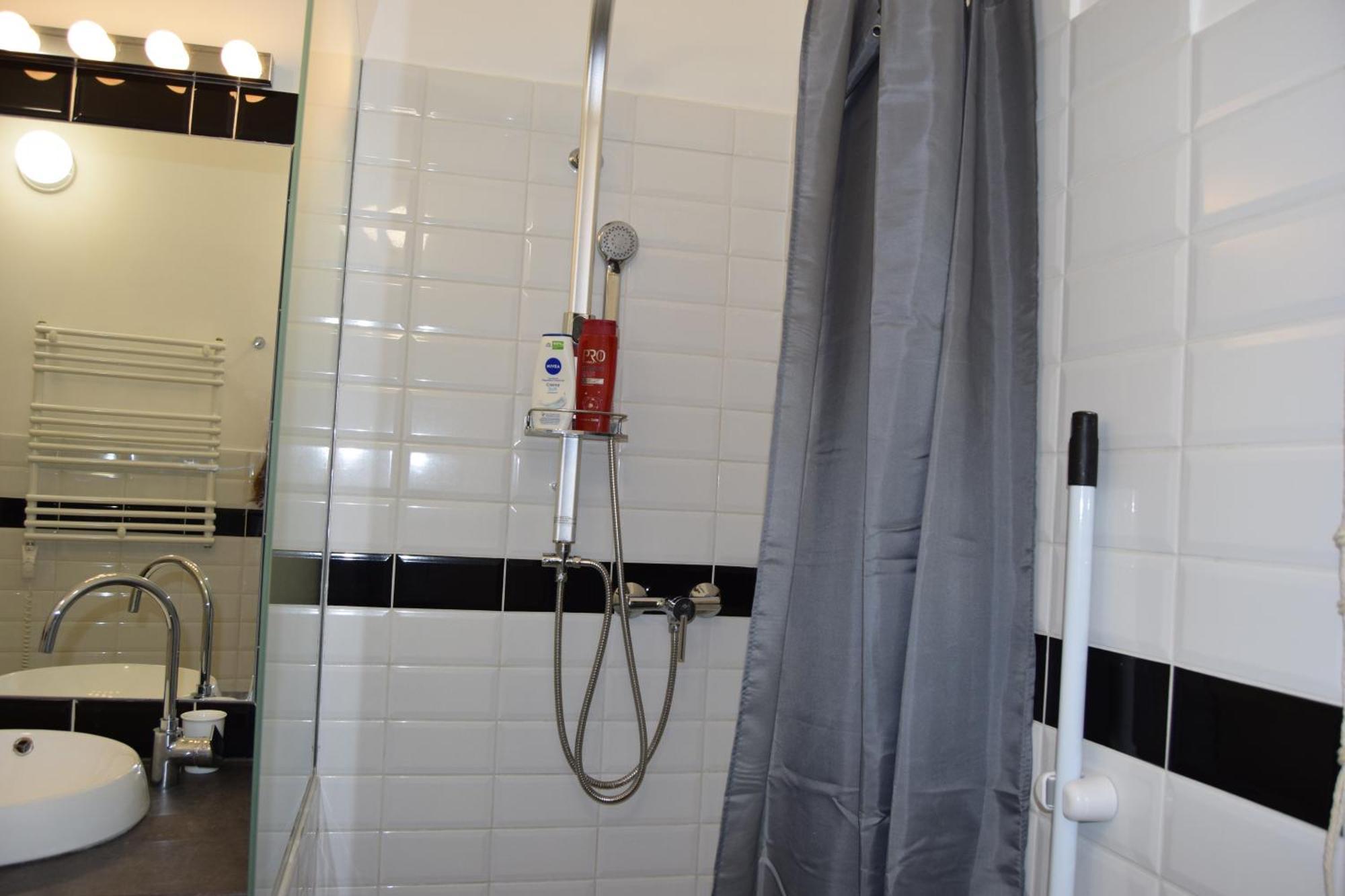 Castlehill Apartman The Perfect Blend Of Urban Living And Sightseeing Convenience Budapest Esterno foto
