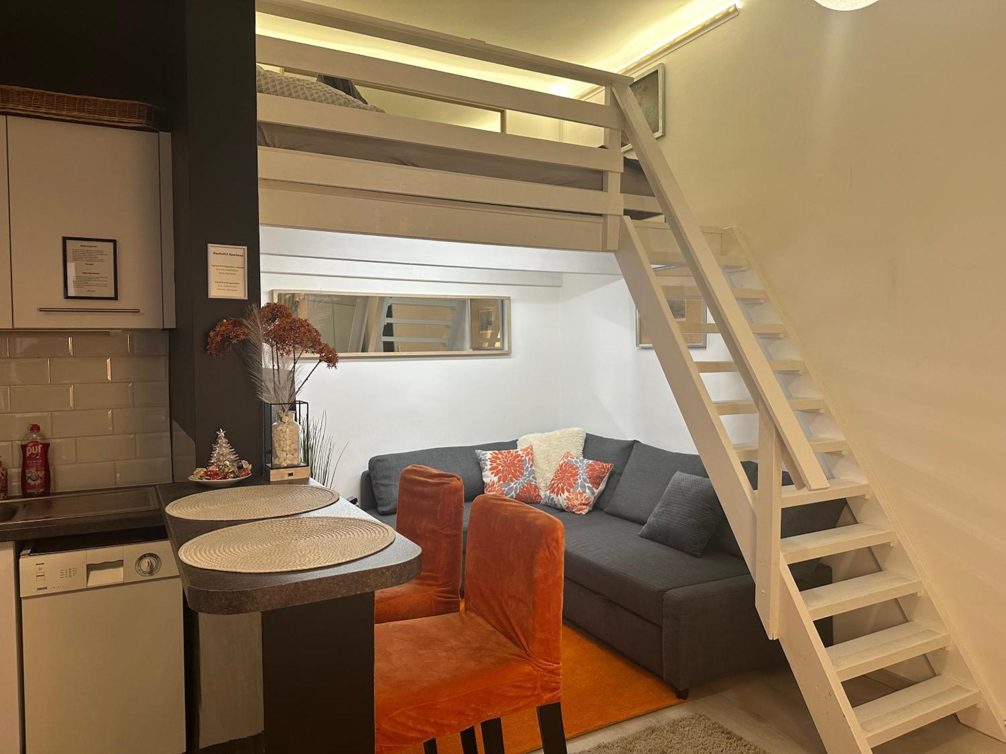 Castlehill Apartman The Perfect Blend Of Urban Living And Sightseeing Convenience Budapest Esterno foto